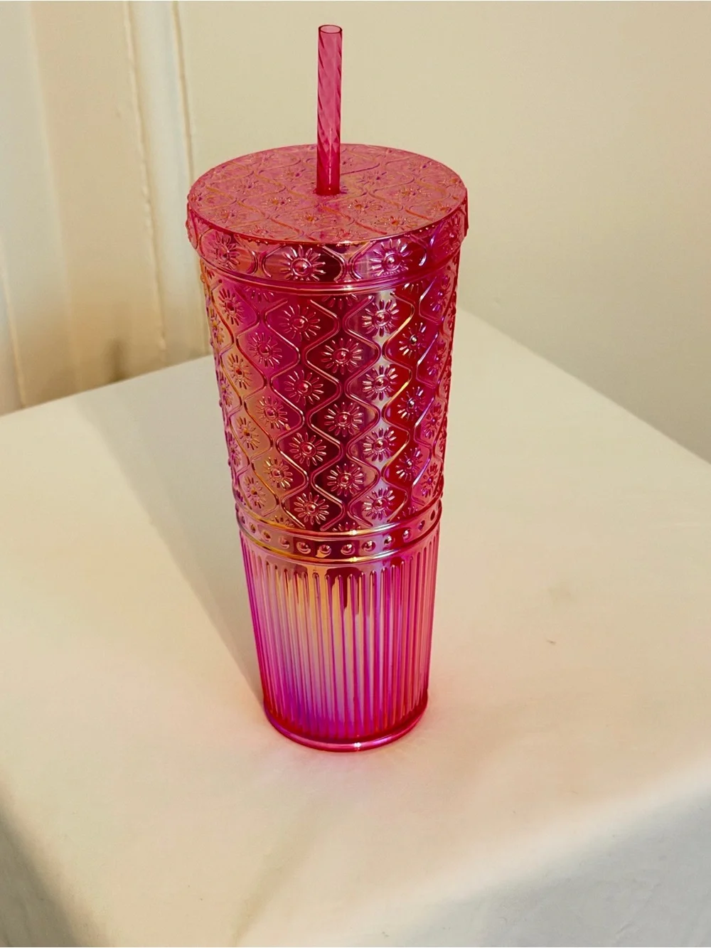Mainstays Pink Textured 26 oz Tumbler with Lid & Straw 💖